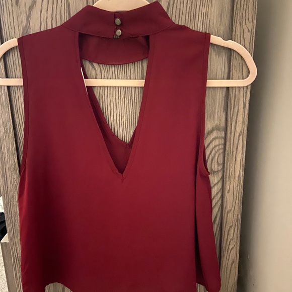 Peach Love- Boutique Flow Crop Blouse; Garnet - Picture 2 of 4